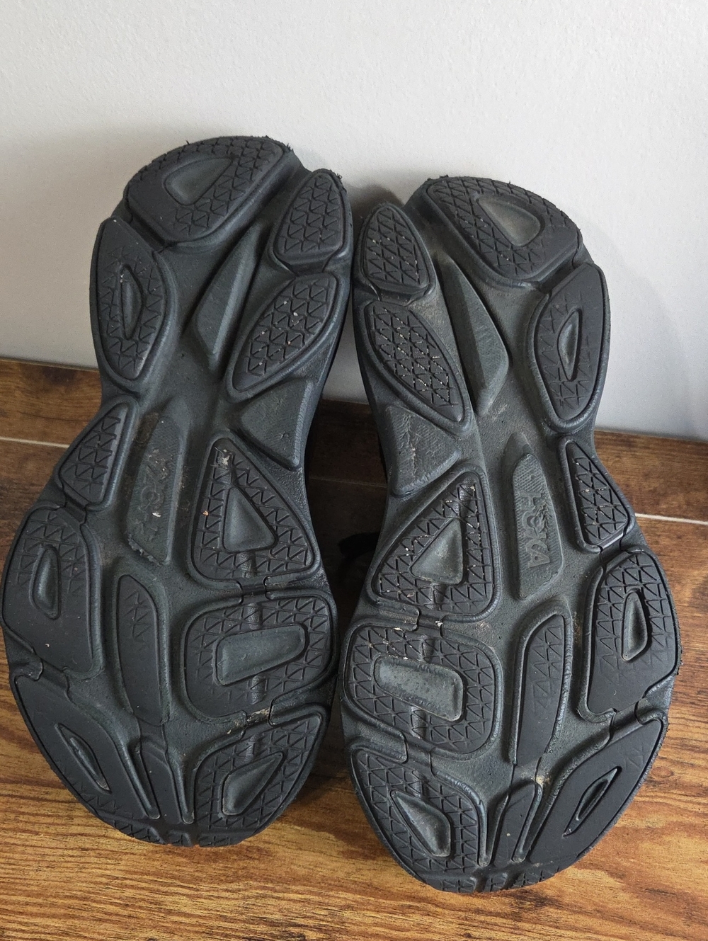HOKA ONE ONE Bondi 8 Women's Road Running Shoes Sneakers Black Sz 9 Athletics - Picture 14 of 15